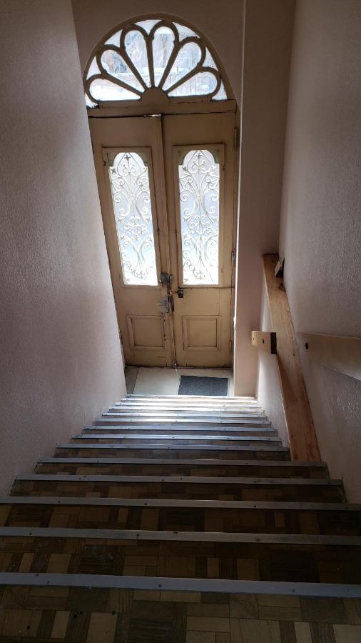 Family Guest House Tbilisi ภายนอก รูปภาพ
